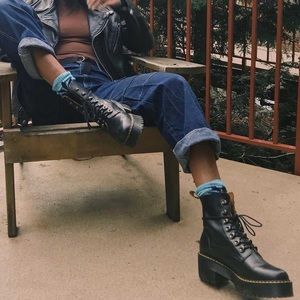 New • Dr Martens Leona Boots